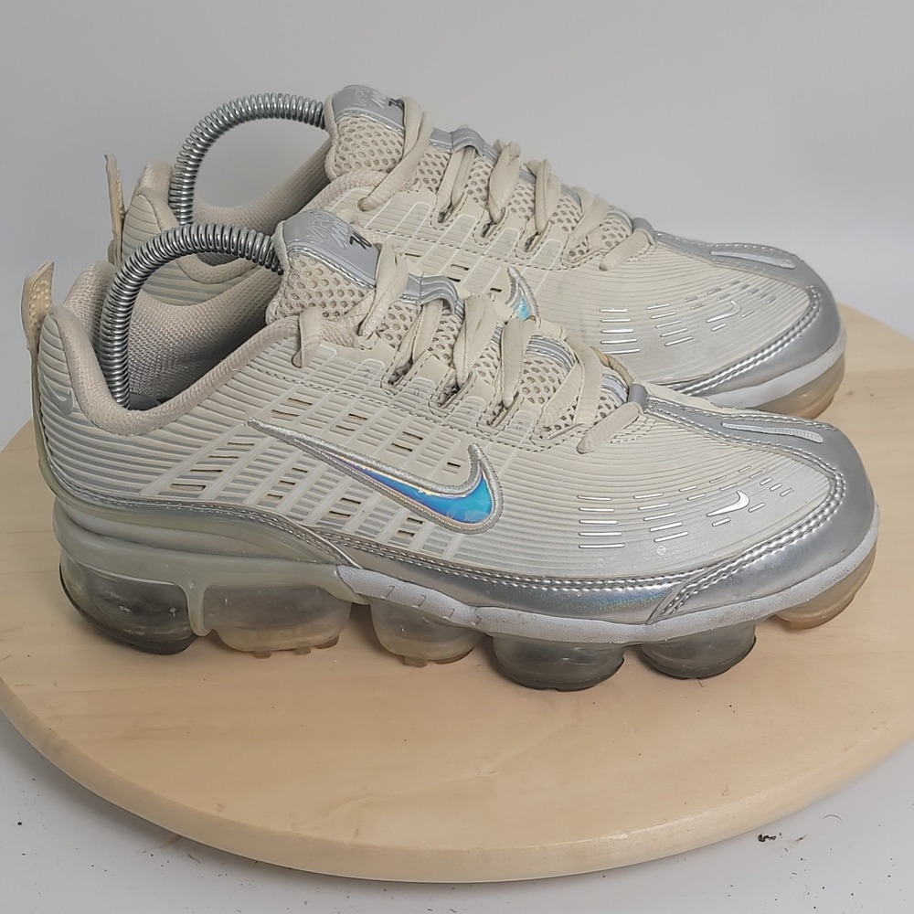 Nike Air VaporMax 360  Sneakers Women Size 9 Men Size 7.5